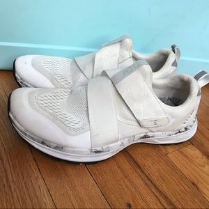 TIEM Slipstream Cycling Shoes - White 9W